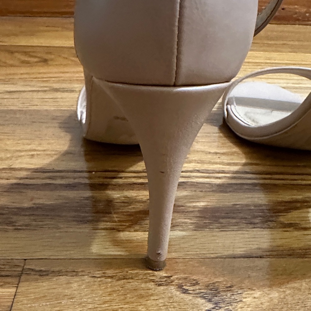 🛍️SALE🛍️ Express Beige Strappy Heels - Picture 7 of 8